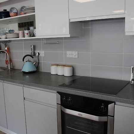 May View - Luxury Sea View Apartment - Millendreath, Looe Buitenkant foto